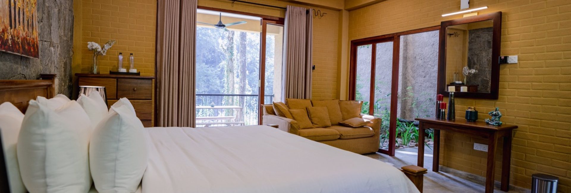 Suite Room with River Tub No 02